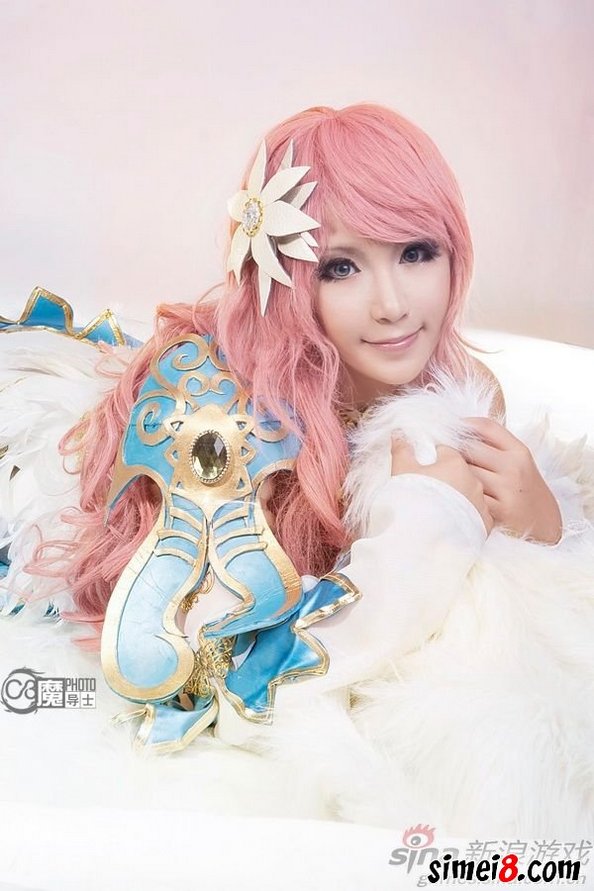 美女Cosplay永恒之塔游戏人物图片