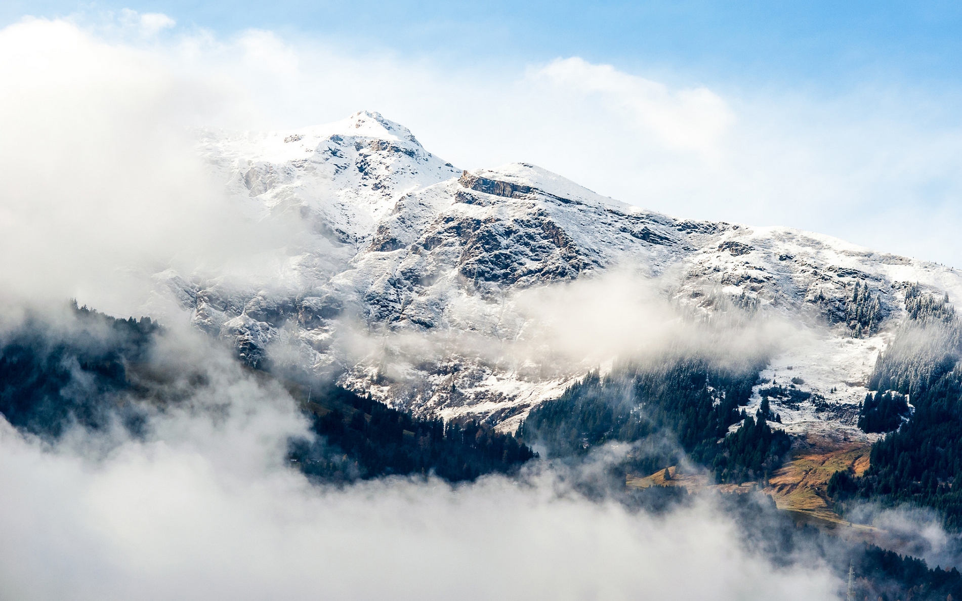 精选好看的雪山美景高清图片大全