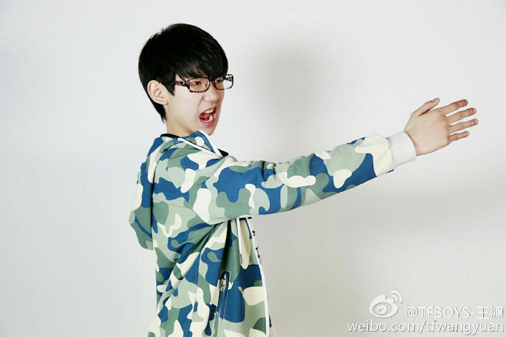 TFBOYS小帅哥王源趣味图片大全