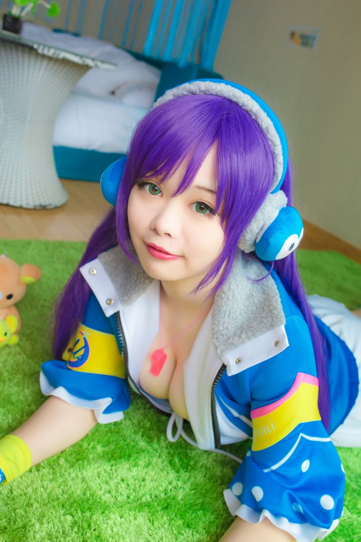 丰满美女Cosplay东条希性感美图